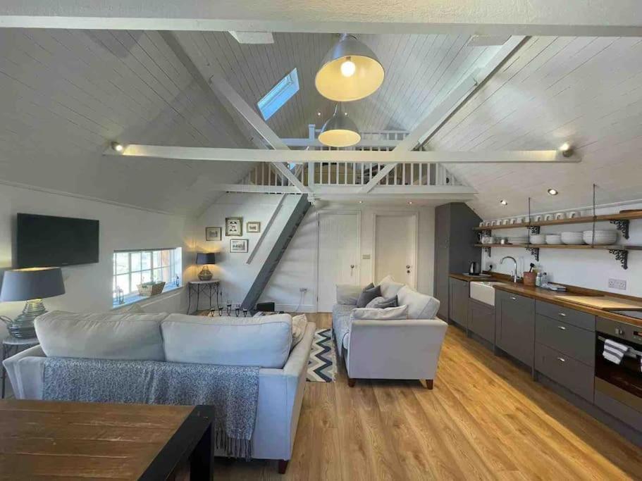Appartement The Coach House à Alderbury Extérieur photo